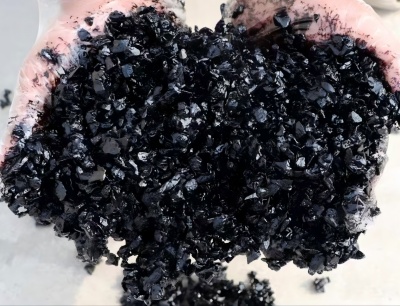 阿克陶沥青冷补料（沥青砂）的优势特点与施工流程解析